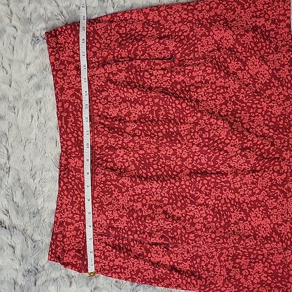 Jockey Red/Pink Floral Skort, Women's Size Extra Large, Great Condition - Picture 2 of 7